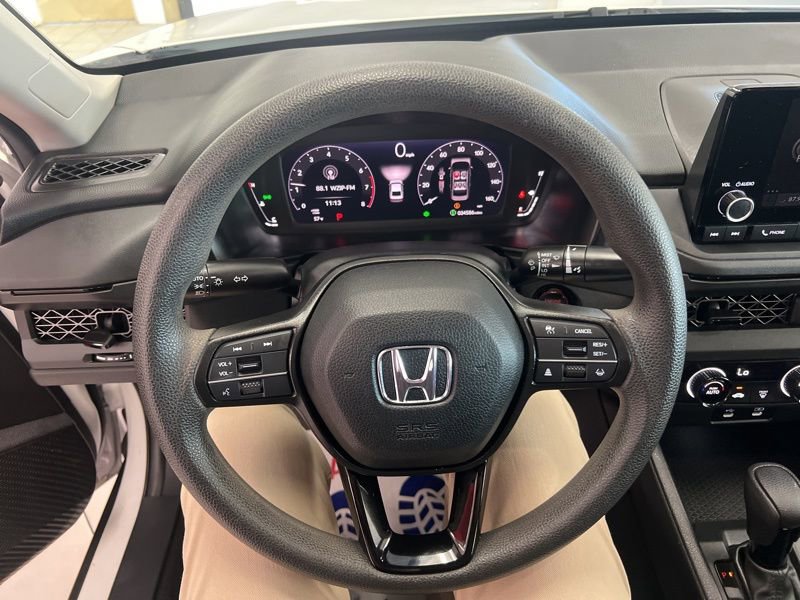 Used 2023 Honda Accord LX image 23