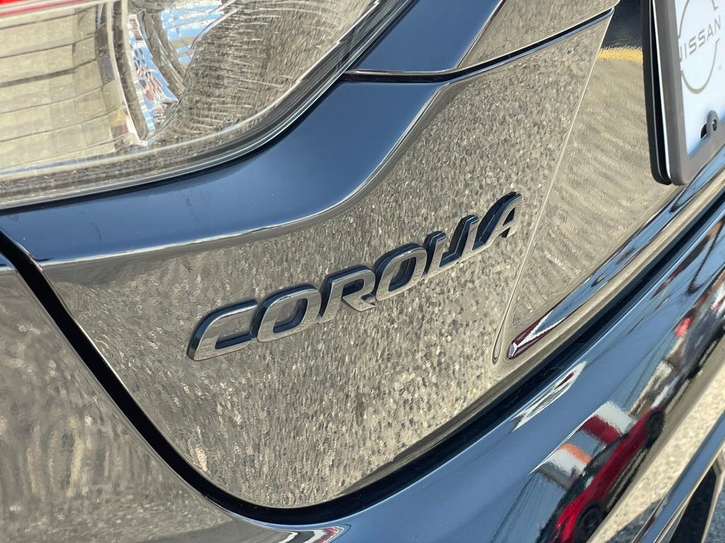 Used 2024 Toyota Corolla SE Nightshade image 29