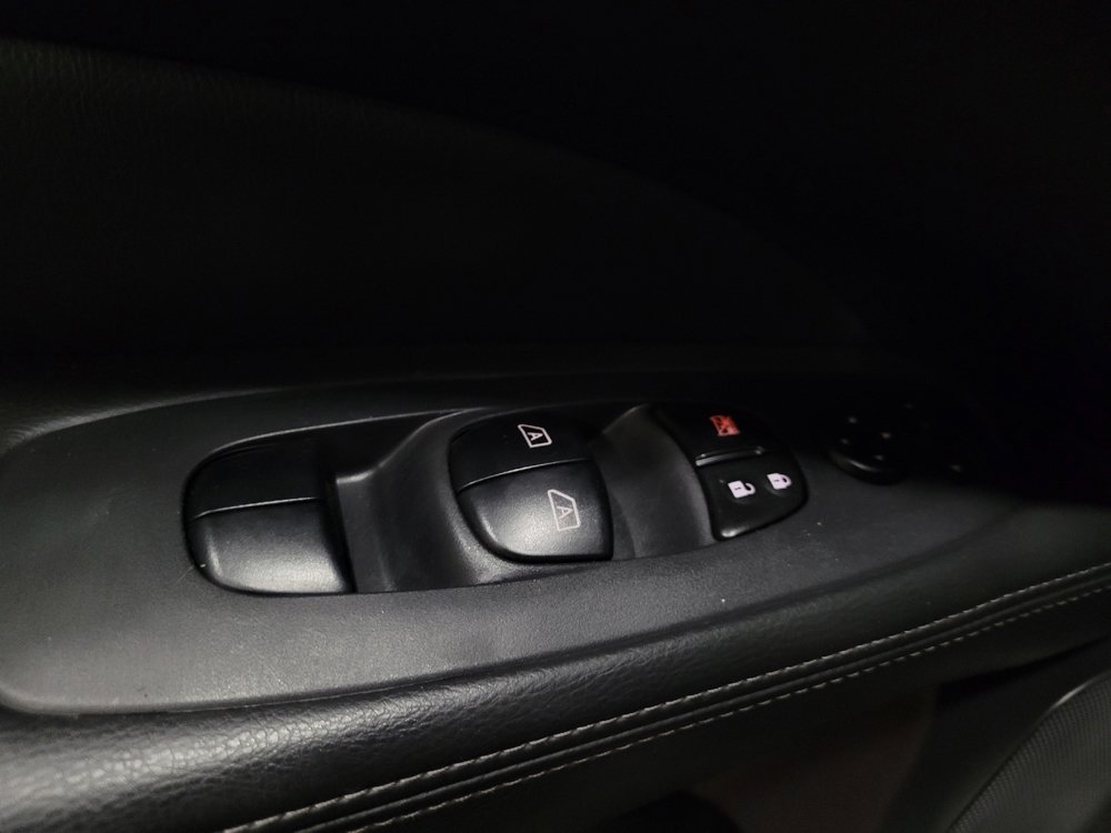 Used 2017 Nissan Pathfinder Platinum w/ Midnight Edition Package AWD/4WD image 27