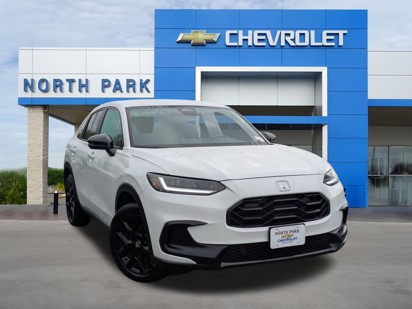 Used 2023 Honda HR-V Sport image 1