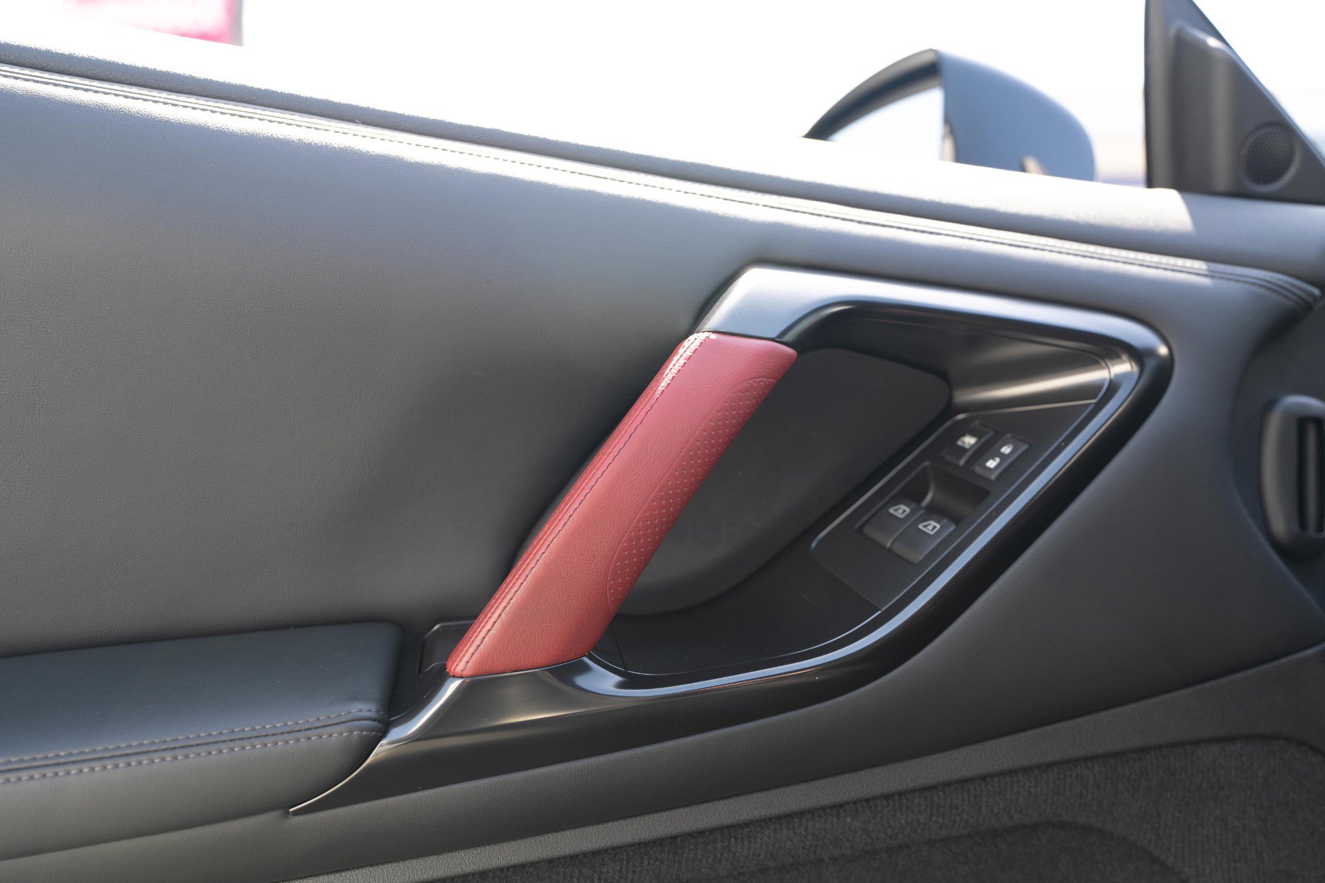 Used 2013 Nissan GT-R Black Edition AWD/4WD image 58