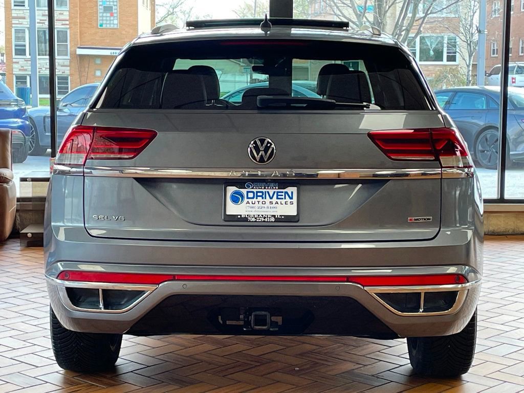 Used 2020 Volkswagen Atlas Cross Sport SEL R-Line image 9
