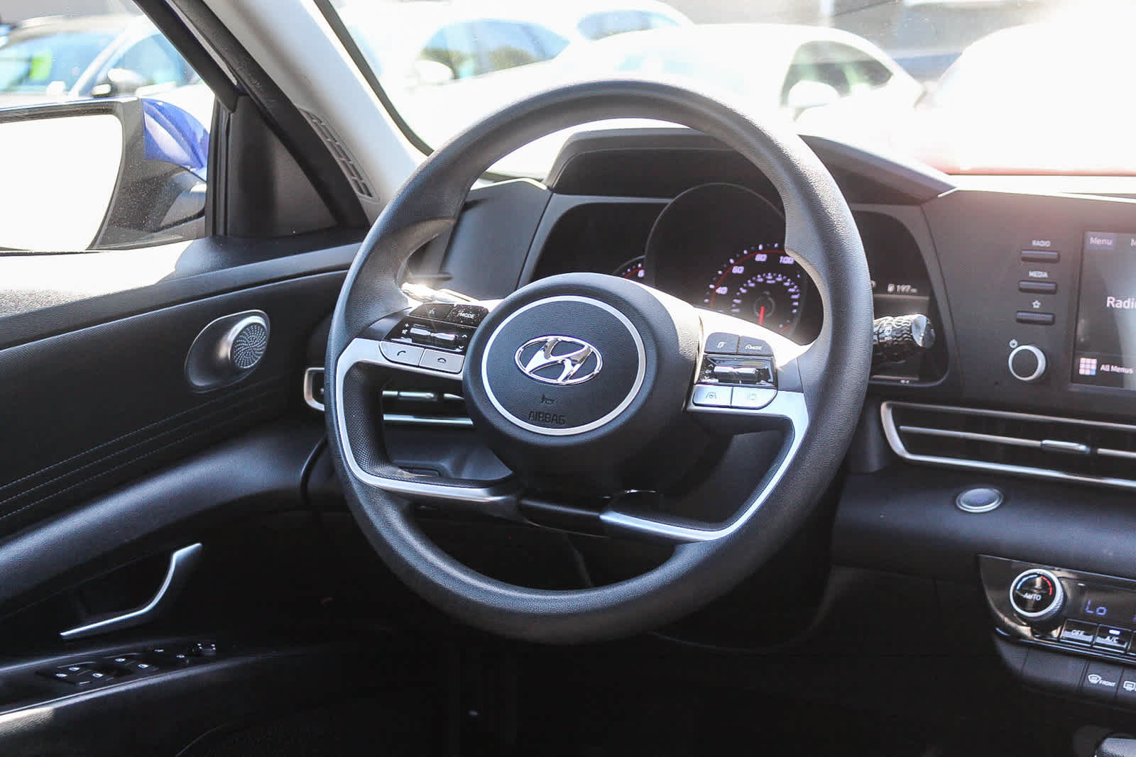 Certified 2023 Hyundai Elantra SEL FWD image 19