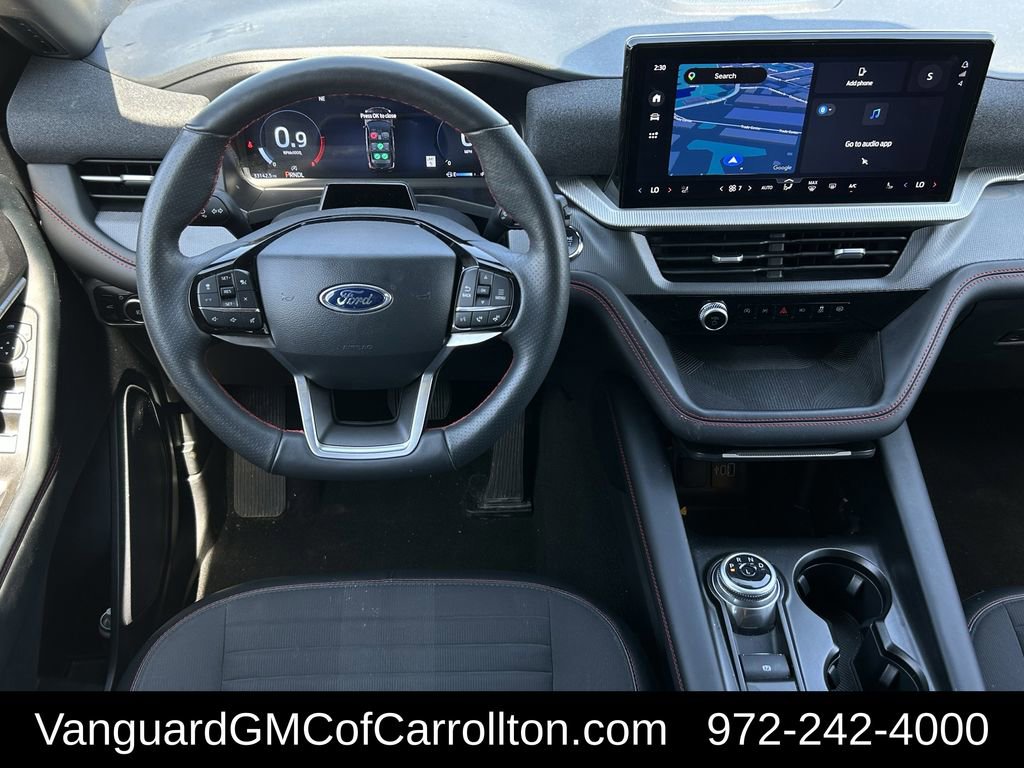 Used 2025 Ford Explorer ST-Line w/ ST-Line Street Pack AWD/4WD image 12
