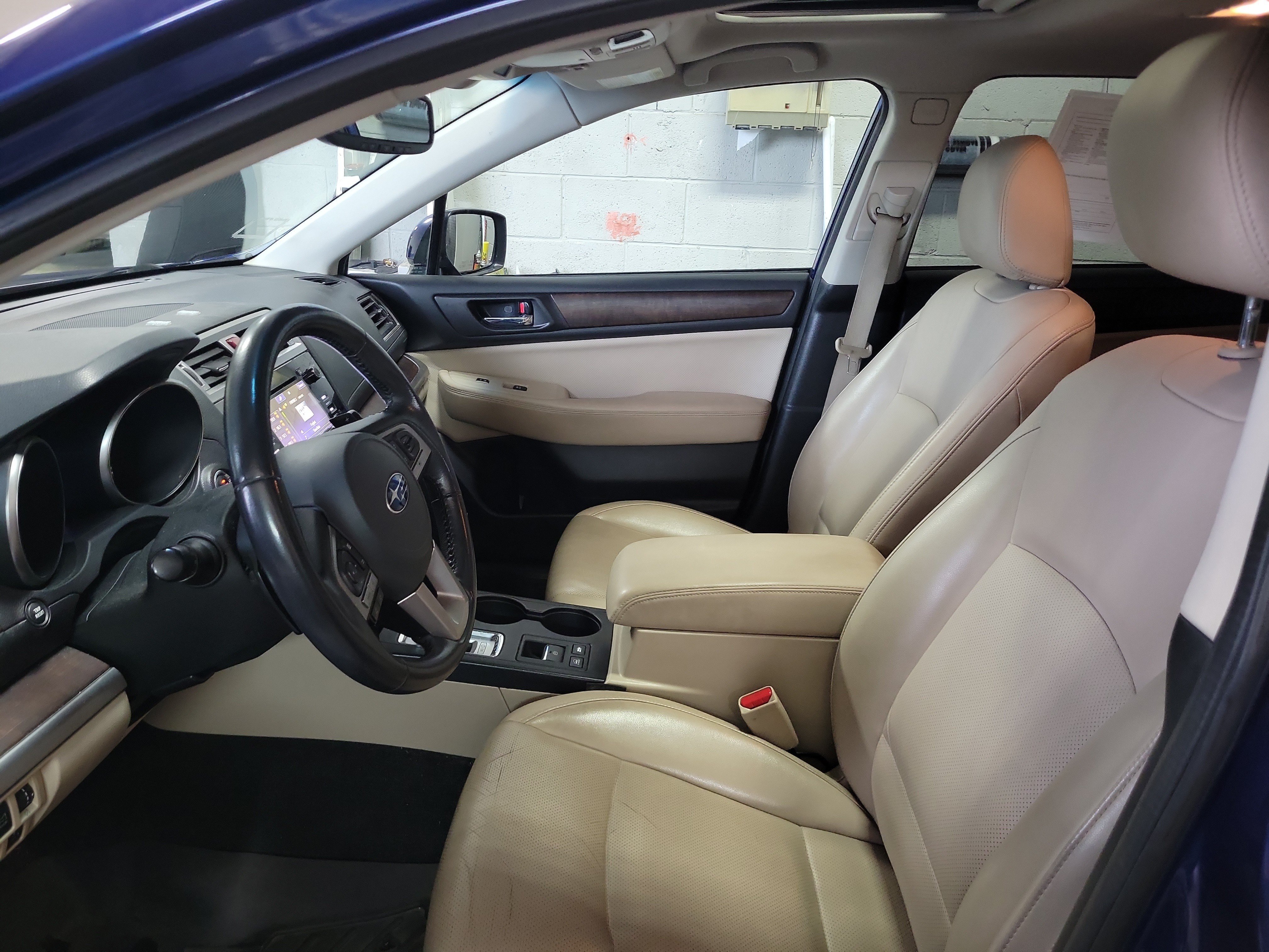 Used 2015 Subaru Outback 3.6R Limited AWD/4WD image 19