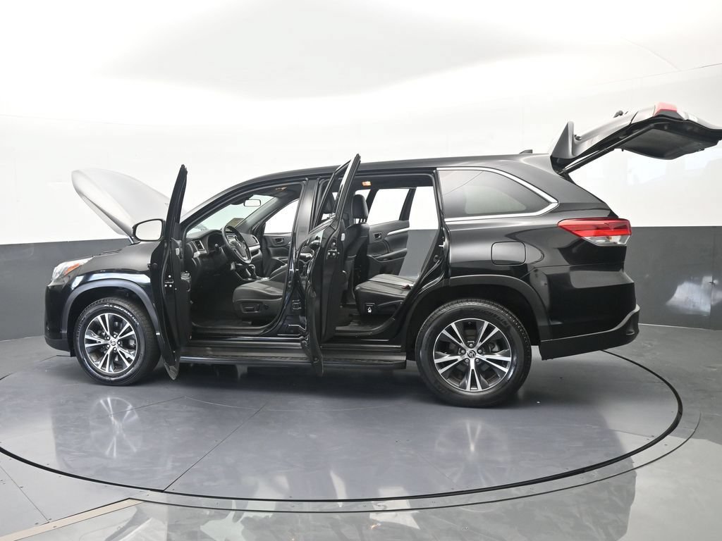 Used 2019 Toyota Highlander Plus FWD image 77