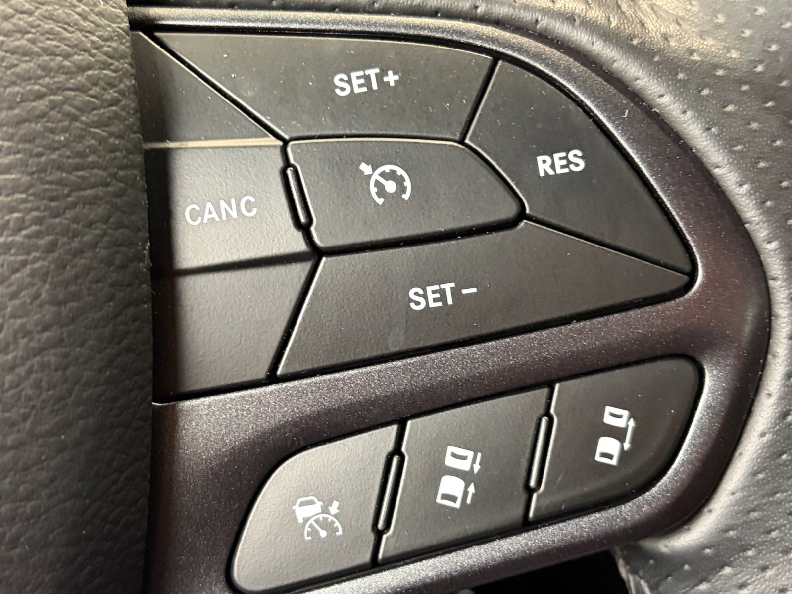 Used 2023 Dodge Durango GT AWD/4WD image 26
