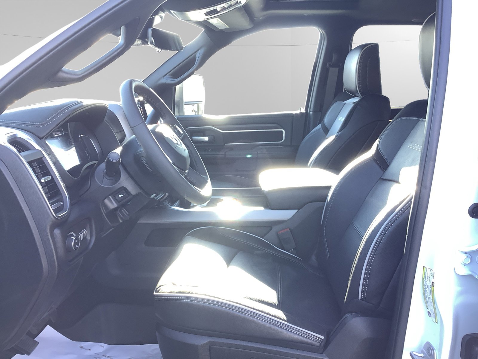 Used 2025 RAM 2500 Laramie w/ Night Edition image 9