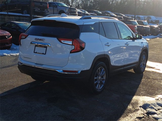 Used 2023 GMC Terrain SLT image 5