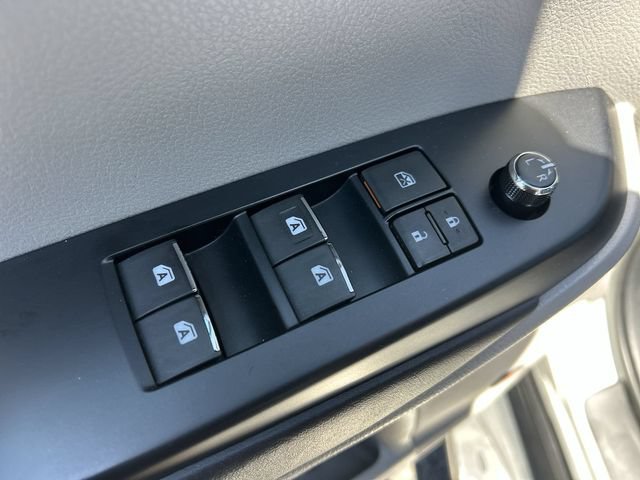 Used 2016 Toyota Highlander Limited Platinum FWD image 20