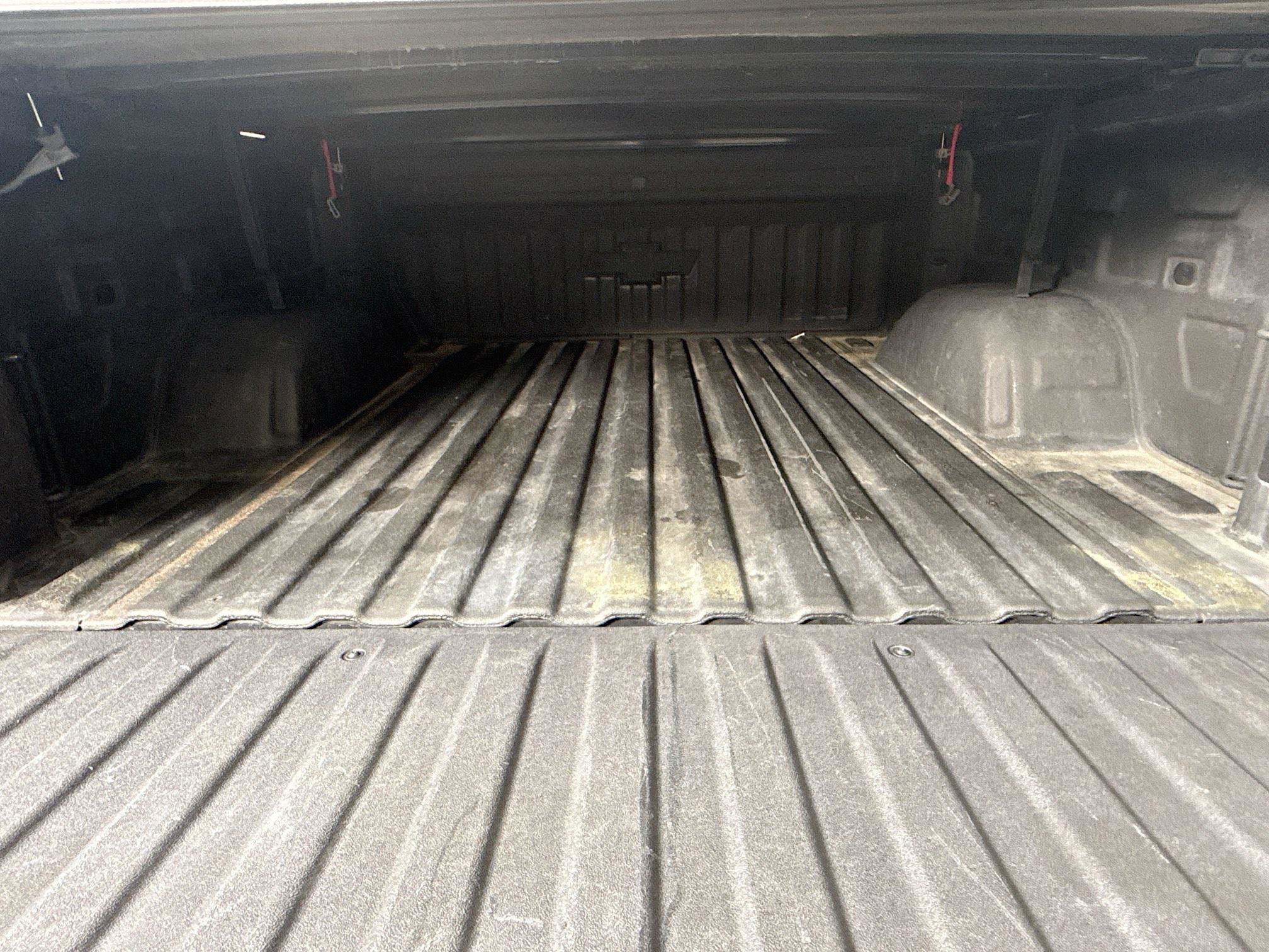 Used 2021 Chevrolet Silverado 1500 LT w/ Bed Protection Package RWD image 35