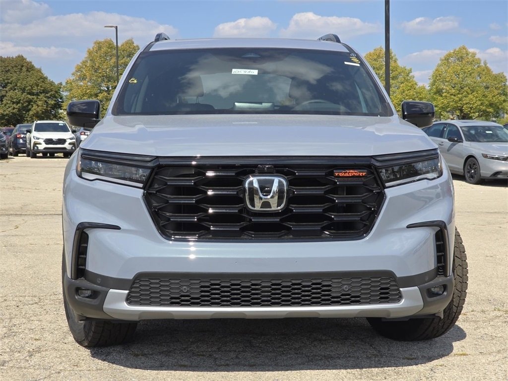 New 2025 Honda Pilot TrailSport image 14