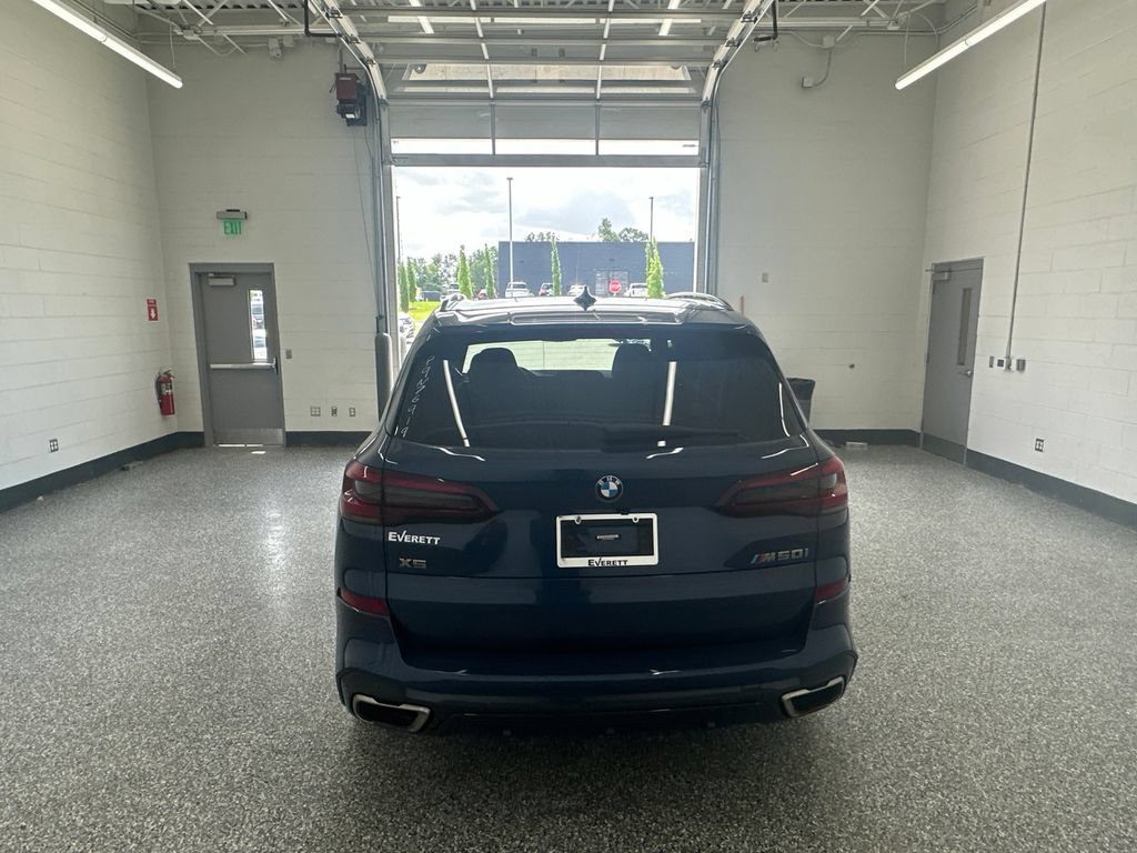 Used 2023 BMW X5 M50i w/ Climate Comfort Package AWD/4WD image 7