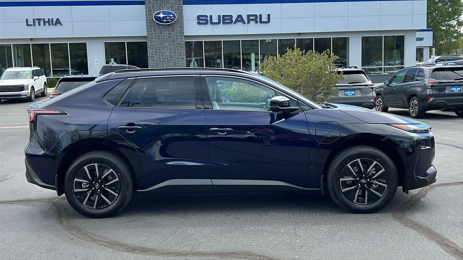 New 2026 Subaru Solterra AWD/4WD image 4