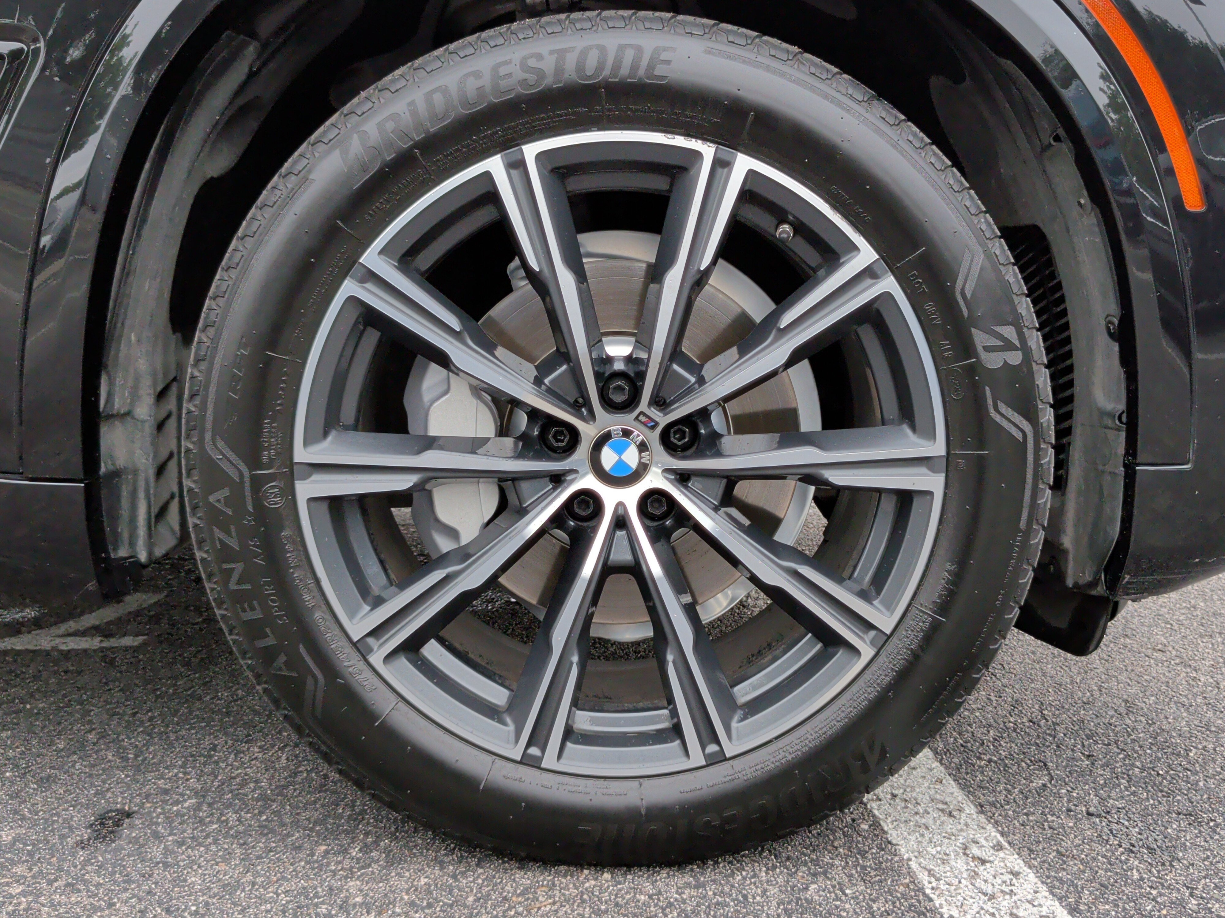 Used 2019 BMW X5 xDrive40i w/ M Sport Package AWD/4WD image 43