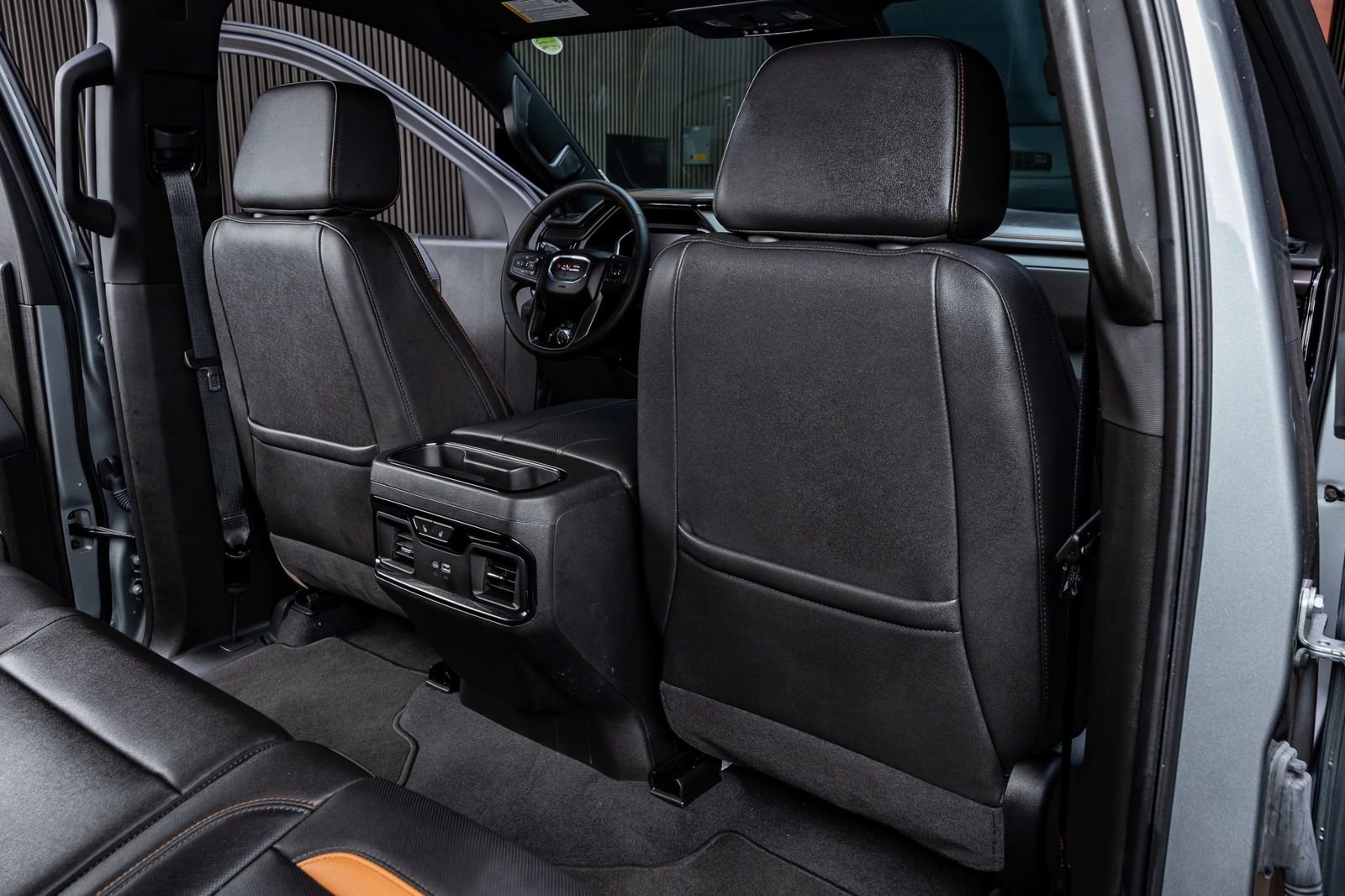 Used 2025 GMC Sierra 1500 AT4 w/ AT4 Premium Package image 31