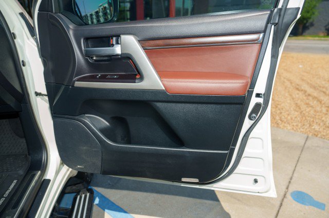 Used 2019 Toyota Land Cruiser AWD/4WD image 27