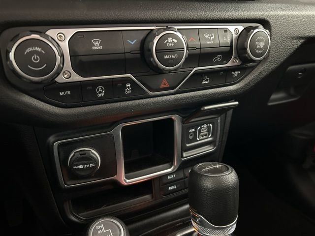 Used 2024 Jeep Gladiator Sport image 17