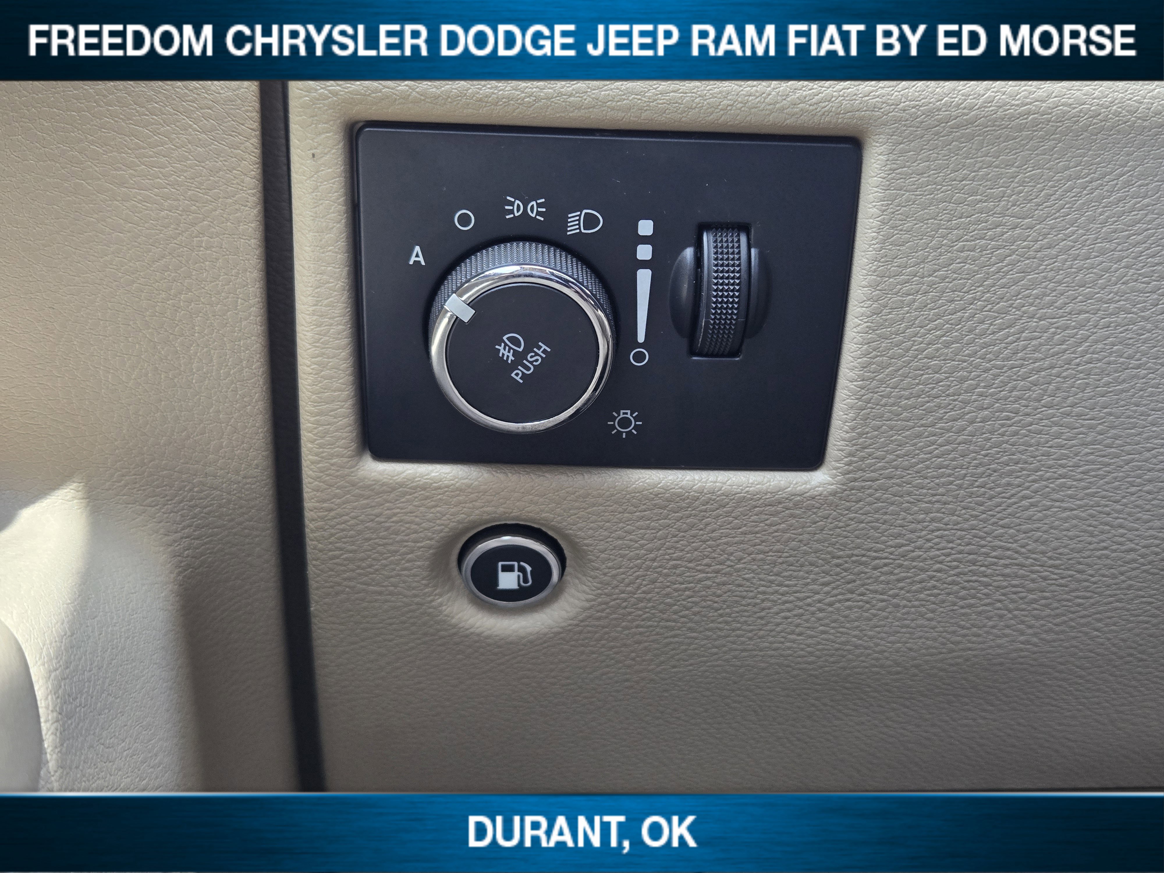 Used 2022 Jeep Grand Cherokee Limited w/ Trailer Tow Group IV image 16