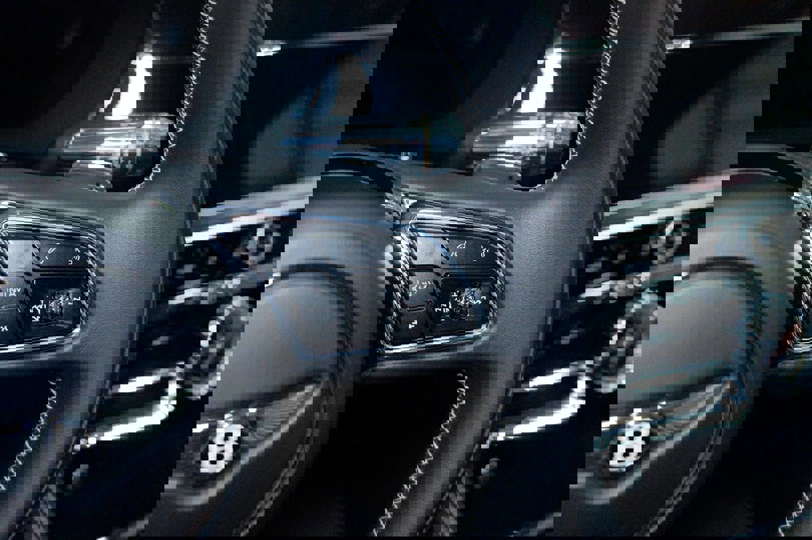 Used 2021 Bentley Flying Spur V8 image 57