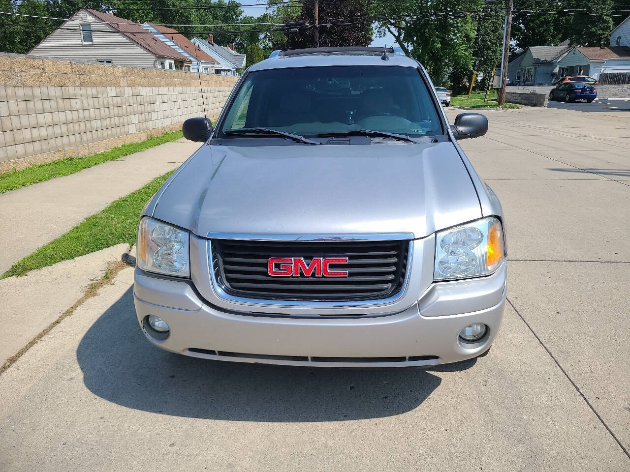 Used 2004 GMC Envoy XUV SLE w/ 1SB Preferred Equipment Group AWD/4WD image 5