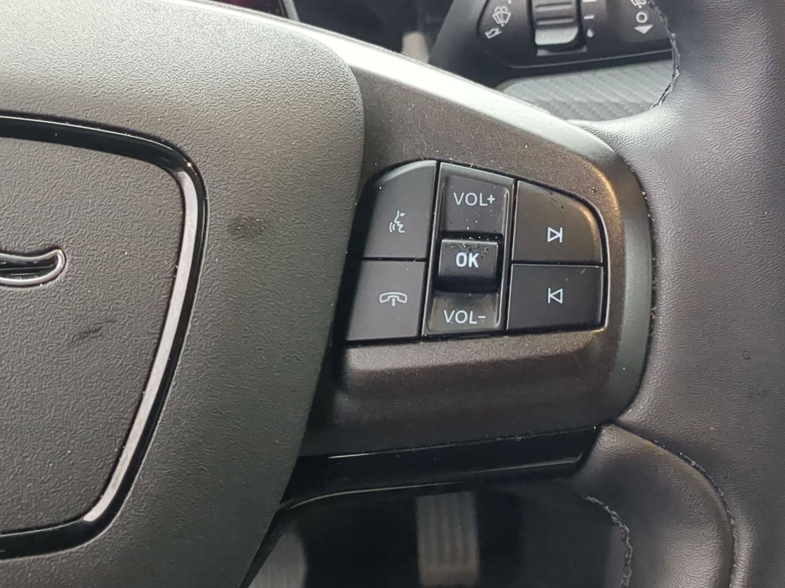 Used 2021 Ford Mustang Mach-E Premium image 28