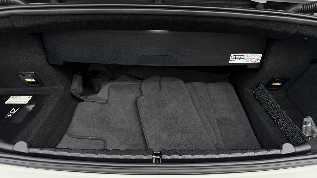 Used 2019 BMW M850i xDrive Convertible image 11