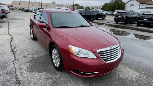 Used 2012 Chrysler 200 Touring w/ Sun/Sound Group FWD image 4