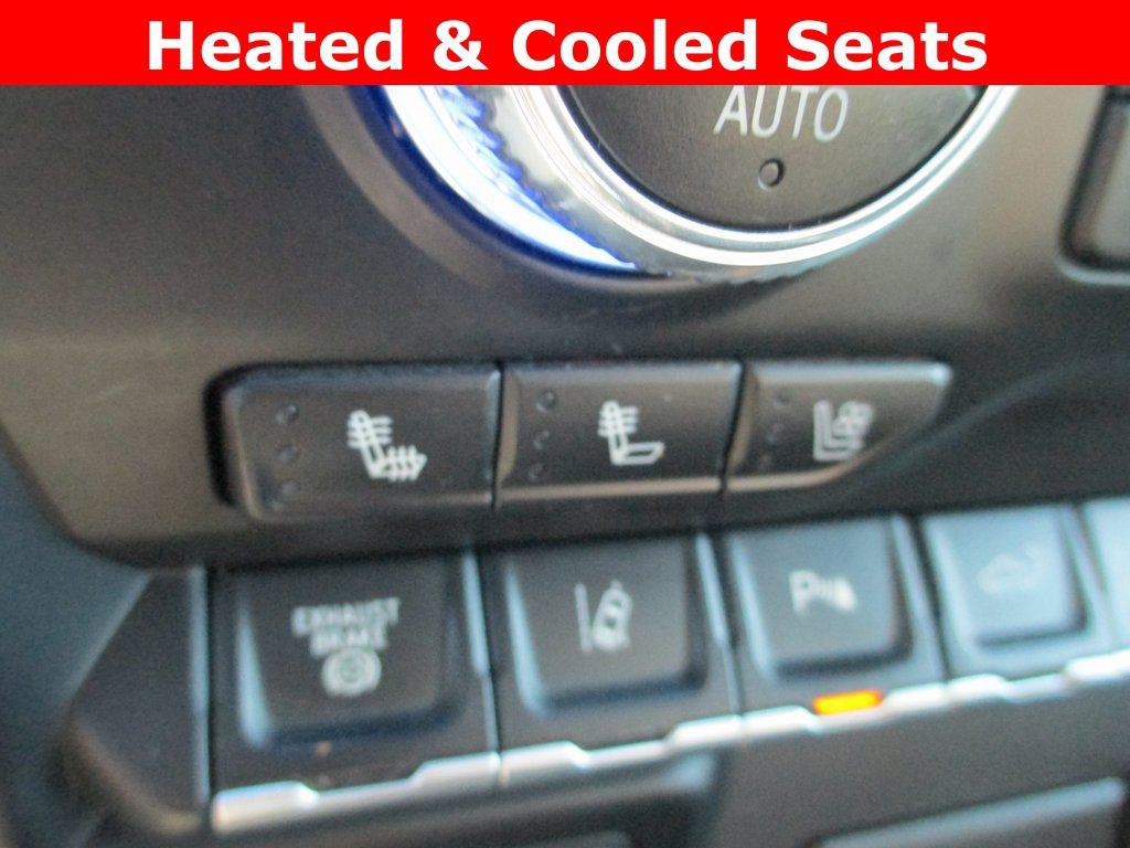 Used 2022 GMC Sierra 3500 Denali image 17