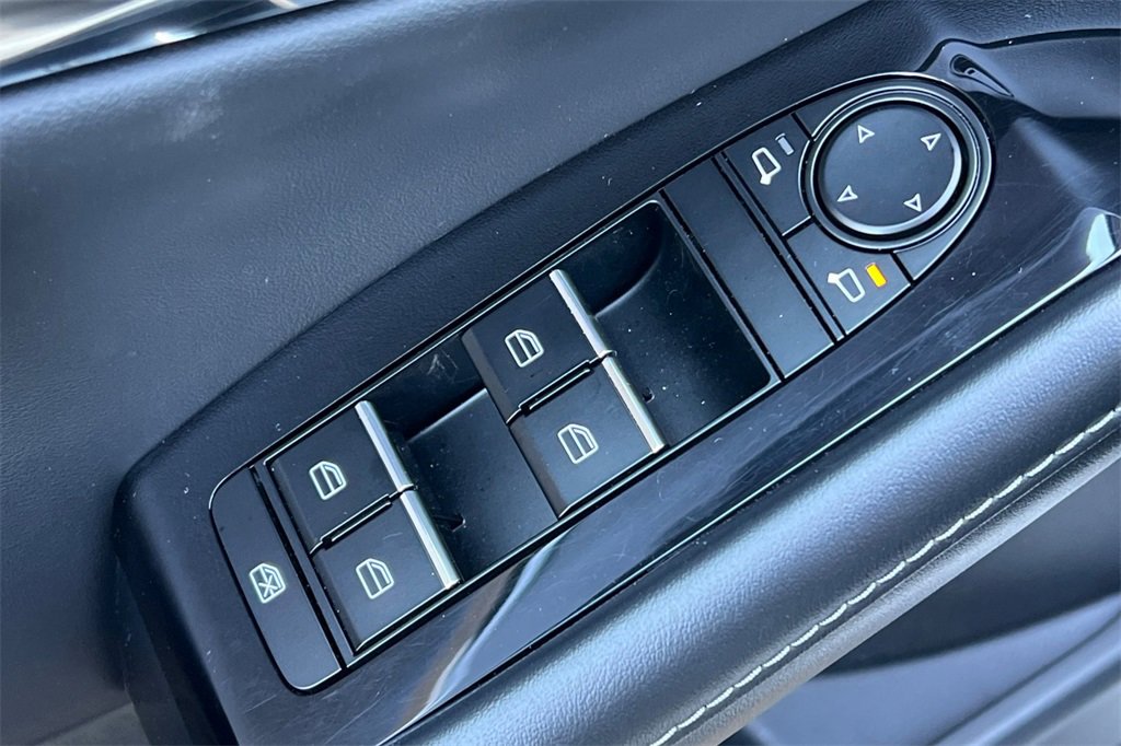 Certified 2025 MAZDA CX-30 AWD 2.5 S w/ Preferred Package image 14