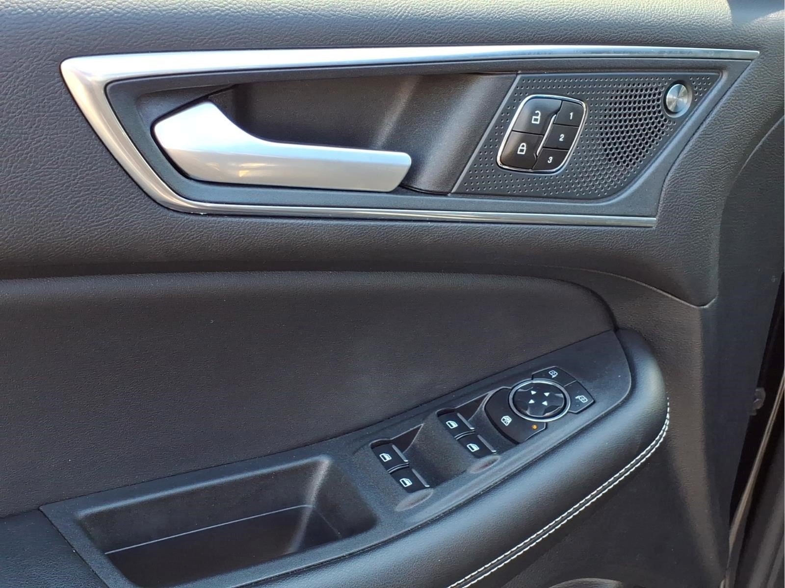Used 2023 Ford Edge ST AWD/4WD image 14
