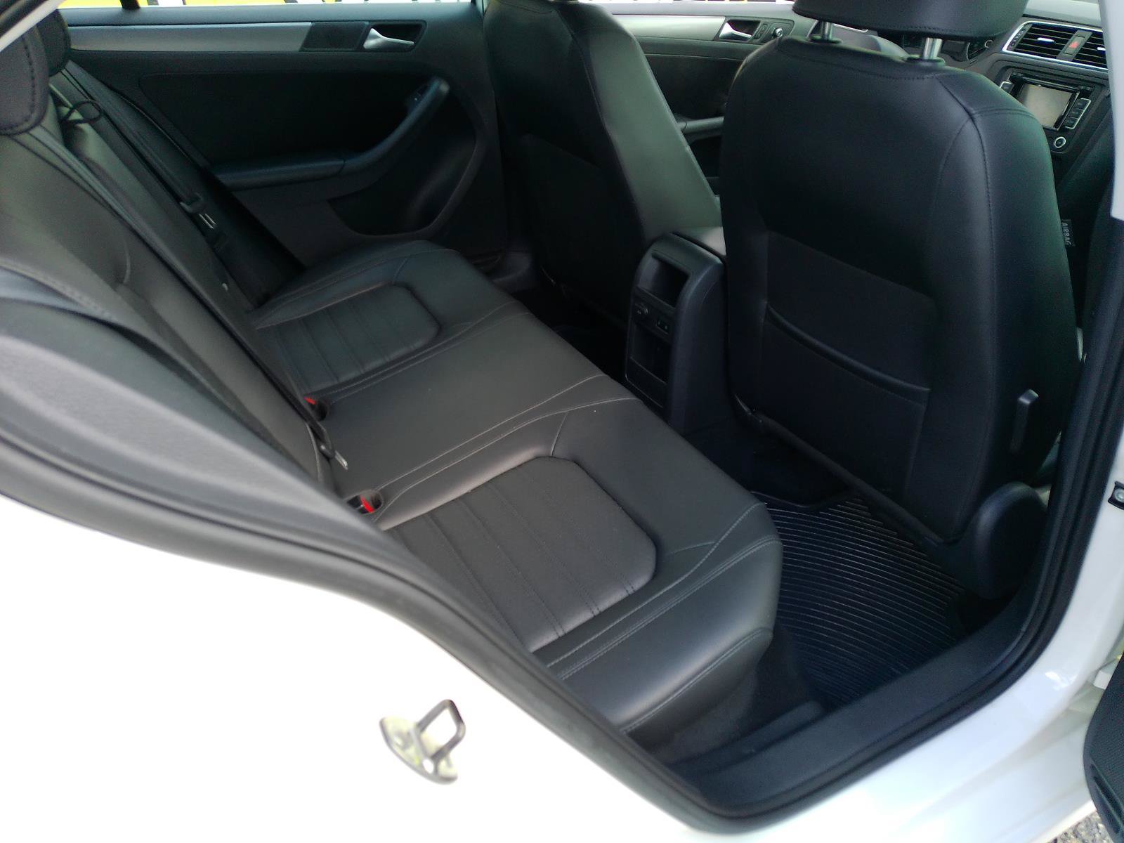 Used 2013 Volkswagen Jetta SEL FWD image 39