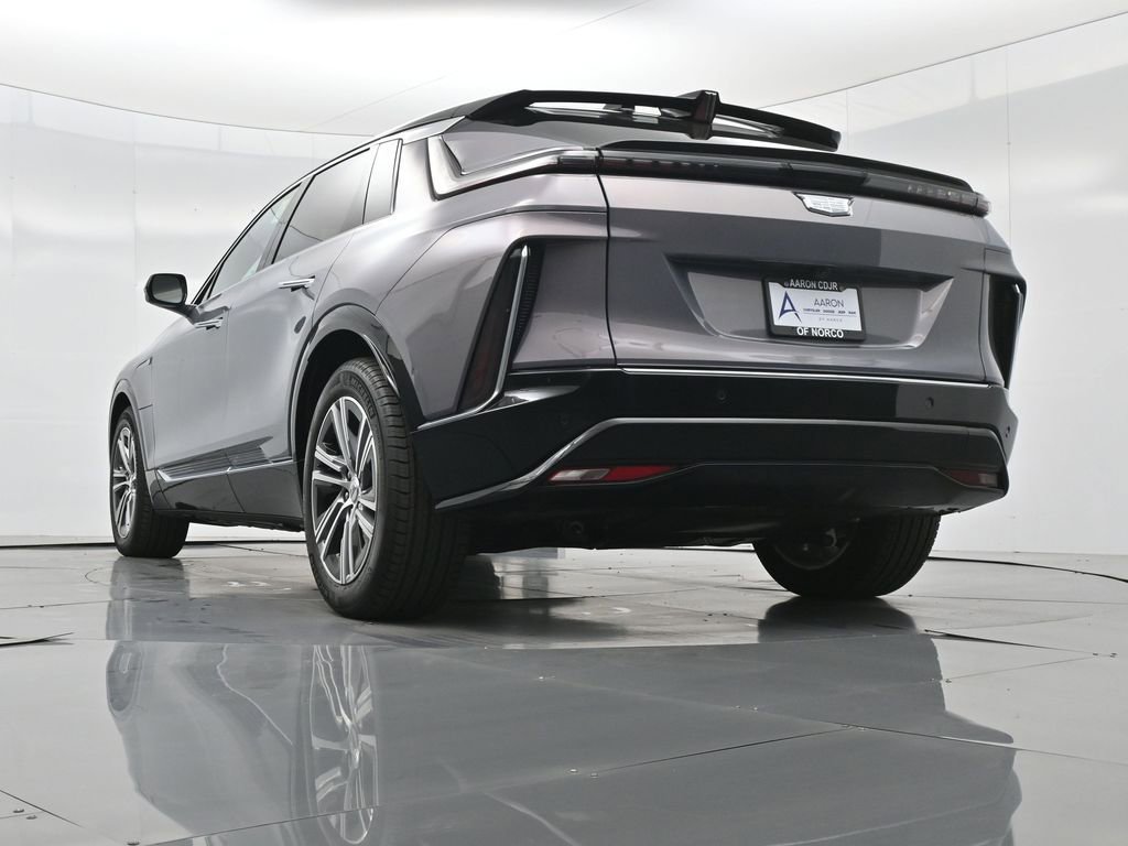 Used 2025 Cadillac Lyriq Luxury image 53