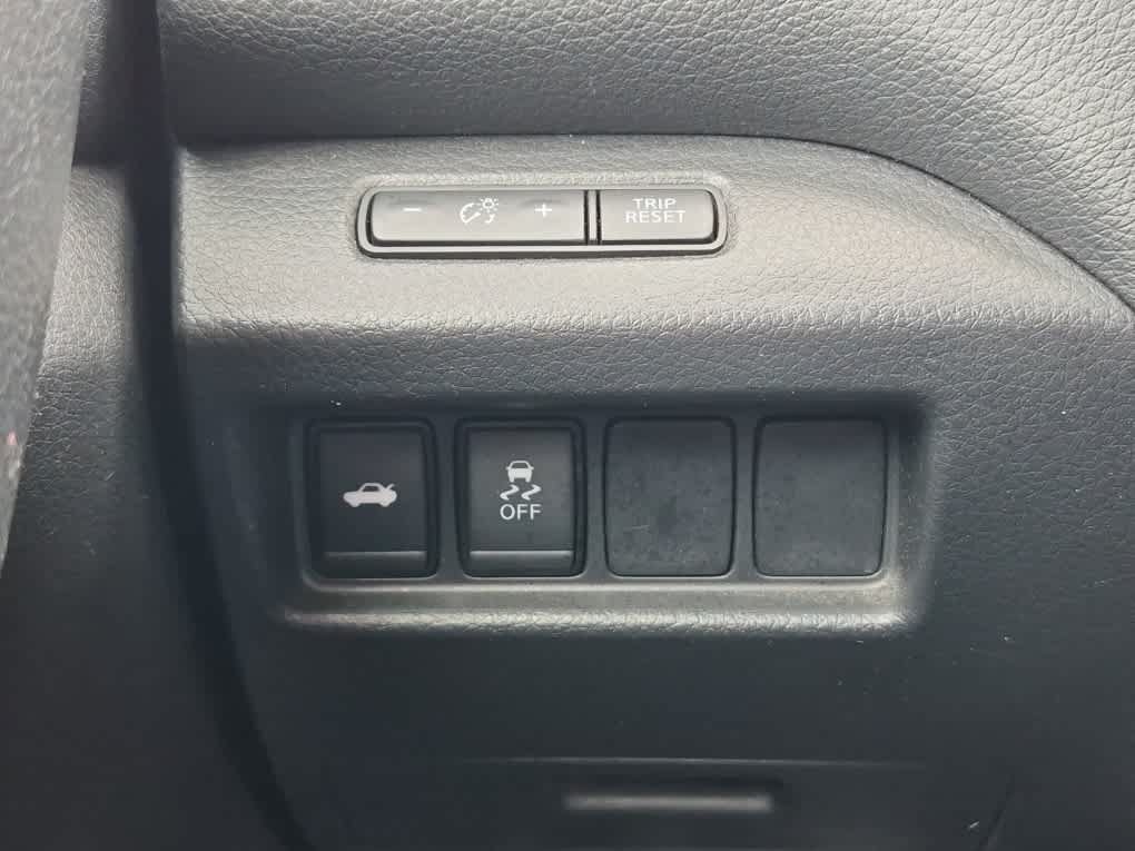 Used 2017 Nissan Altima 2.5 S w/ Power Driver Seat Package FWD image 17