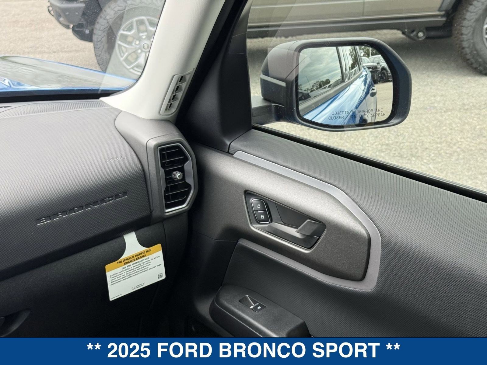 New 2025 Ford Bronco Sport Big Bend w/ Black Appearance Package image 18