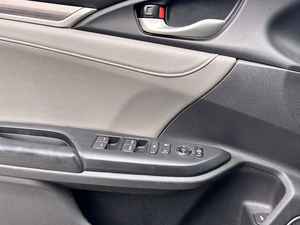 Used 2019 Honda Civic EX-L image 8