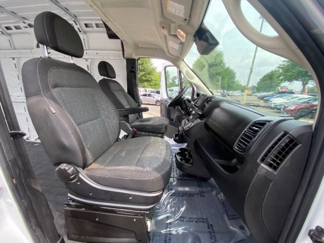 Used 2024 RAM ProMaster 2500 w/ Convenience Group FWD image 16