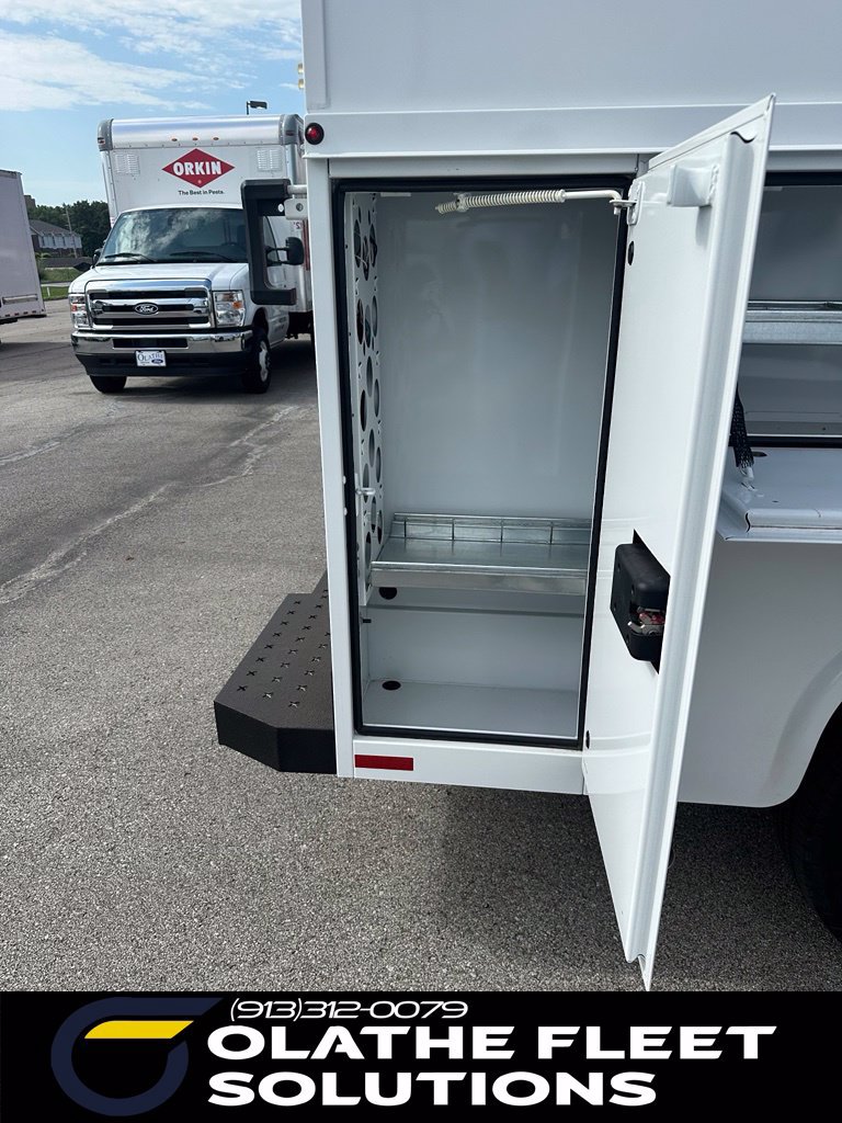New 2025 Ford E-350 and Econoline 350 Super Duty w/ Power Equipment Group RWD image 10
