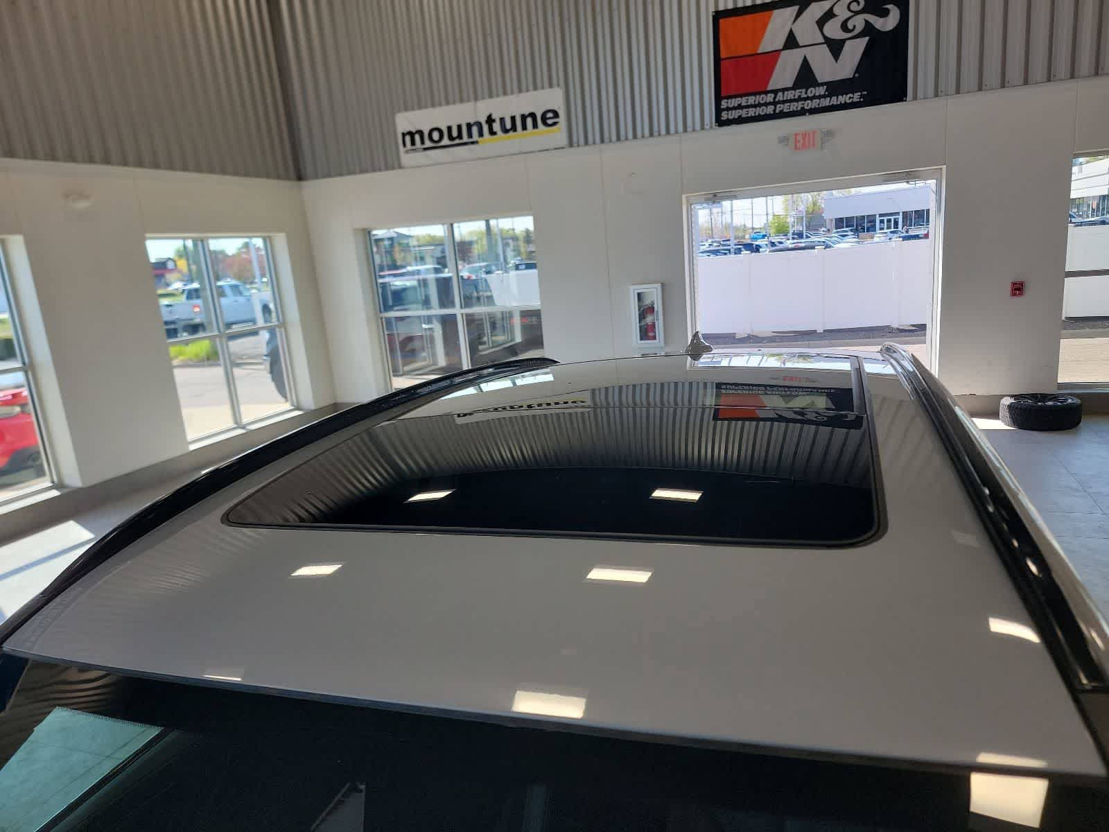 Used 2022 BMW X3 M40i AWD/4WD image 13