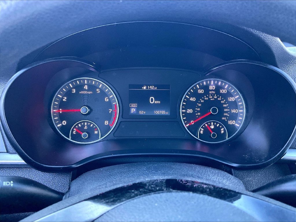 Used 2020 Kia Optima LX FWD image 23