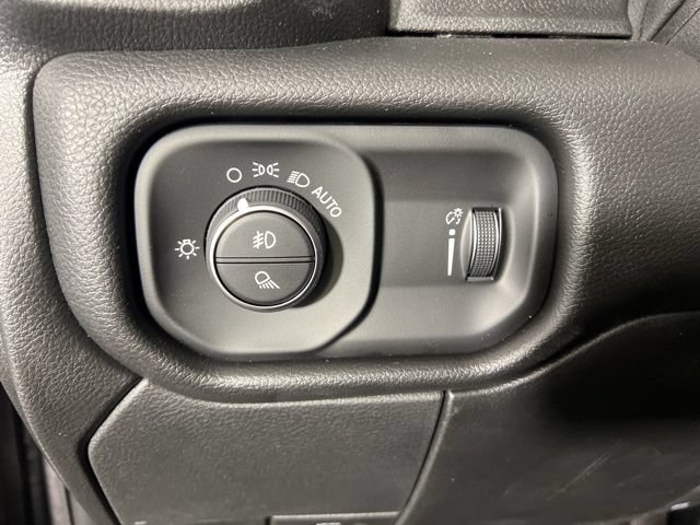 New 2025 RAM 2500 Tradesman AWD/4WD image 19