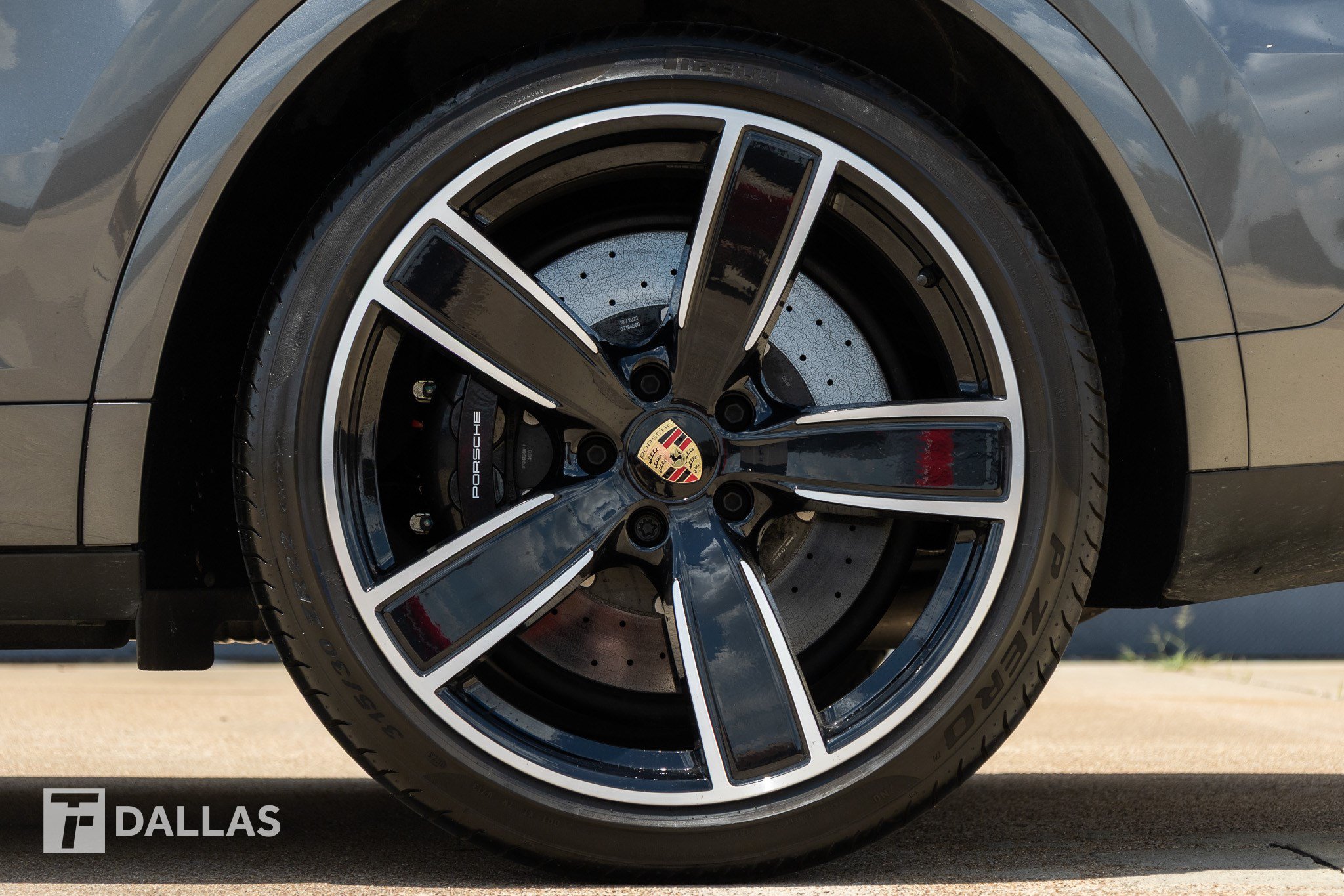 Used 2023 Porsche Cayenne Turbo S AWD/4WD image 9