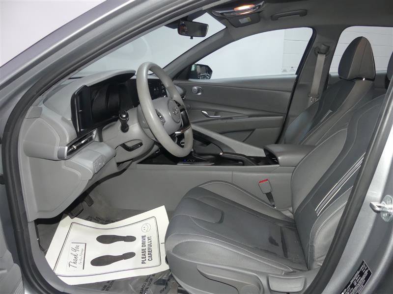 Used 2022 Hyundai Elantra SEL w/ Preferred Accessory Package image 20