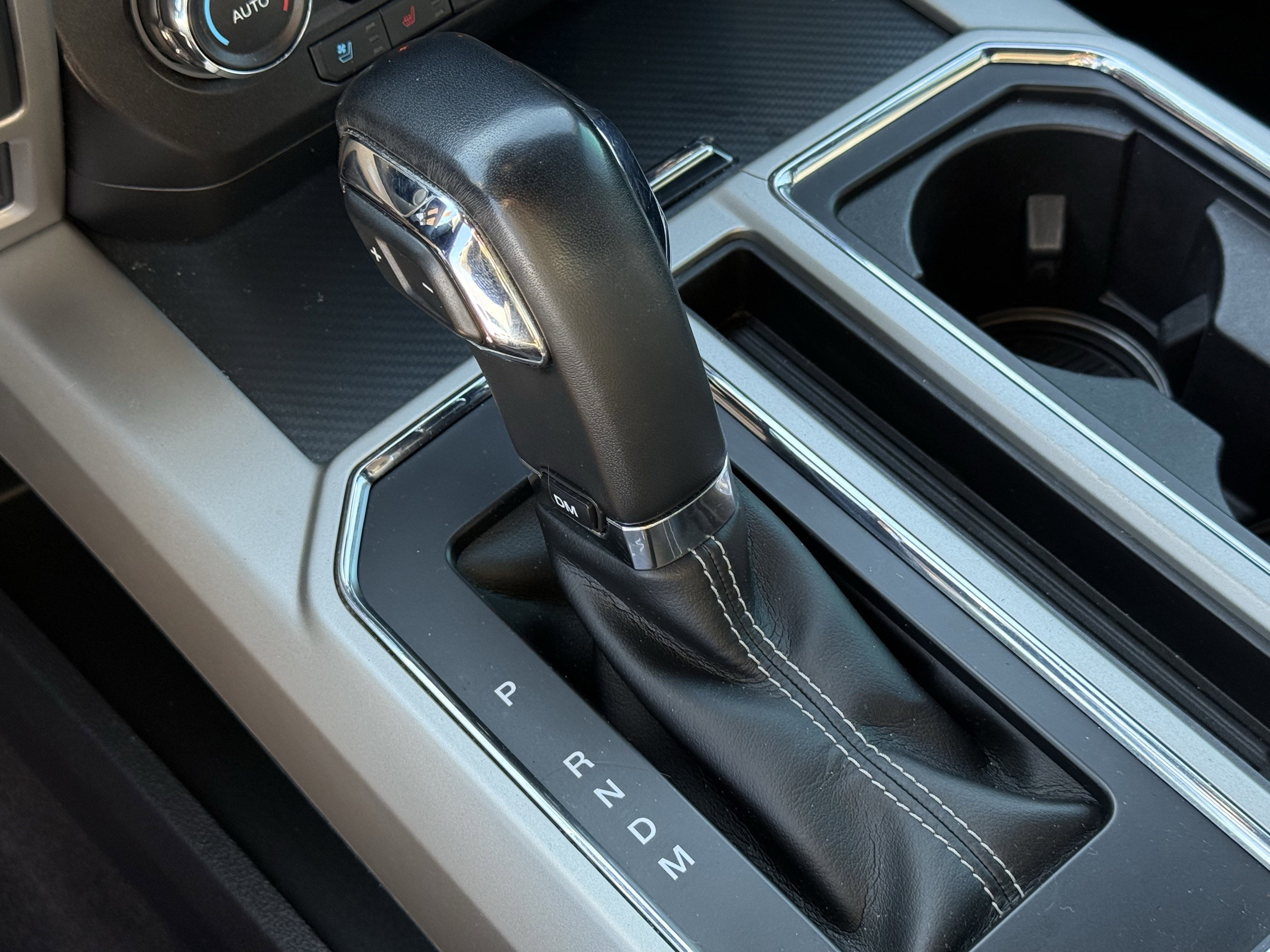 Used 2019 Ford F150 Lariat image 24