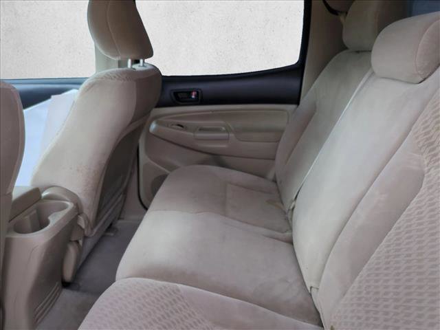 Used 2011 Toyota Tacoma PreRunner w/ SR5 Pkg #2 image 17