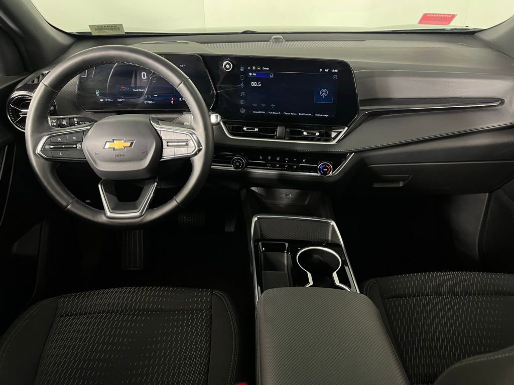 Used 2025 Chevrolet Equinox LT image 14