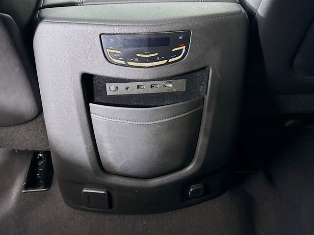 Used 2019 Cadillac Escalade Premium Luxury image 30
