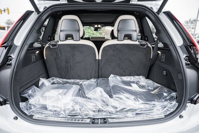 New 2026 Volvo XC90 B6 Ultra w/ Protection Package AWD/4WD image 9