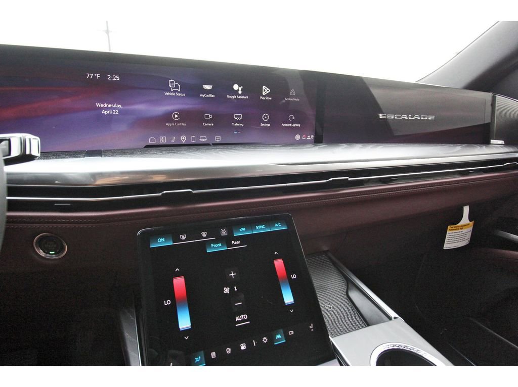 New 2026 Cadillac Escalade ESV Luxury AWD/4WD image 17