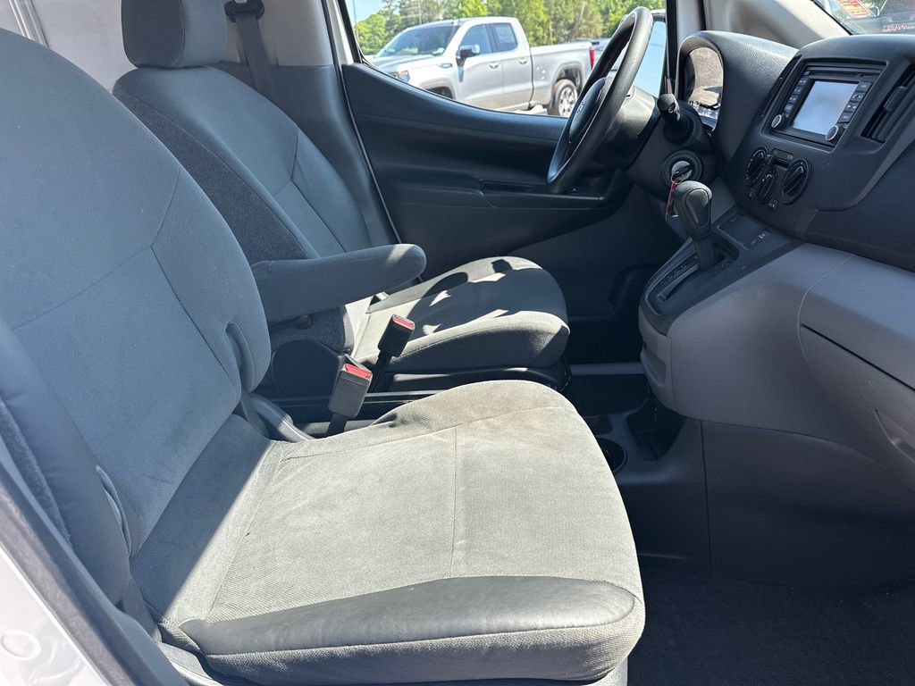 Used 2017 Chevrolet City Express LT w/ Technology Package FWD image 14